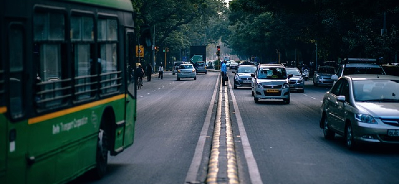 Poluarea aerului și demența: Riscul ascuns din apropierea drumurilor aglomerate